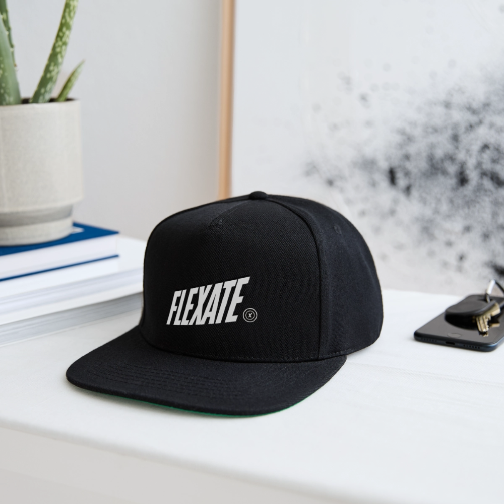 Snapback Cap - black/black